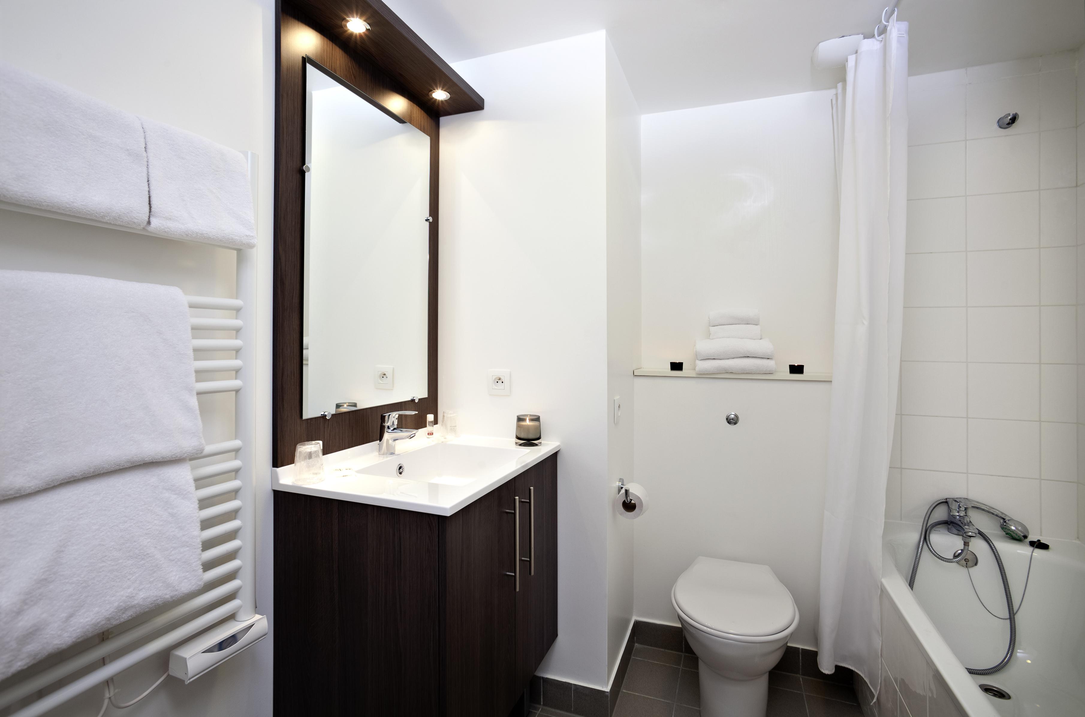 Aparthotel Adagio Access Paris Asnieres Екстериор снимка