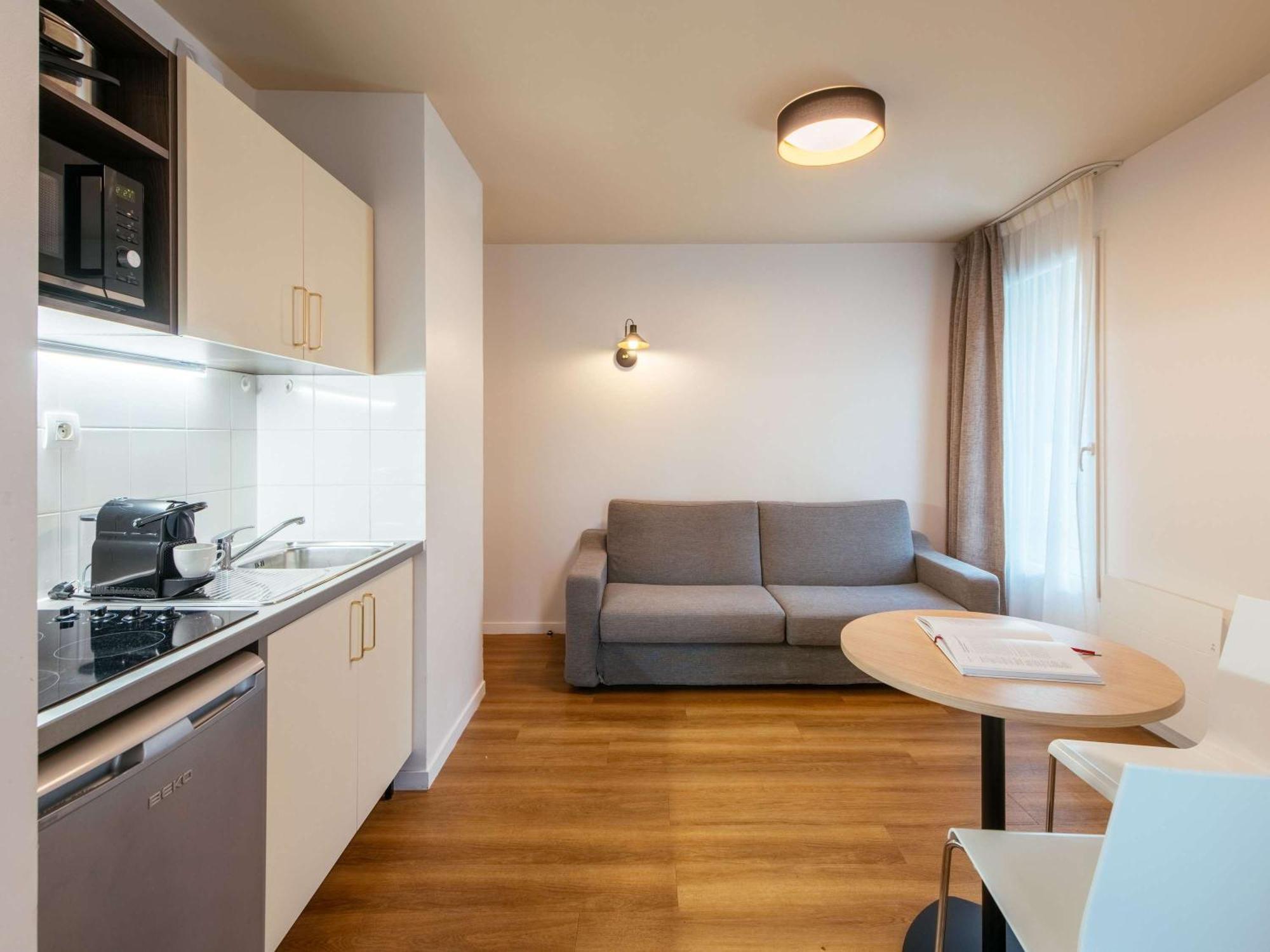 Aparthotel Adagio Access Paris Asnieres Екстериор снимка